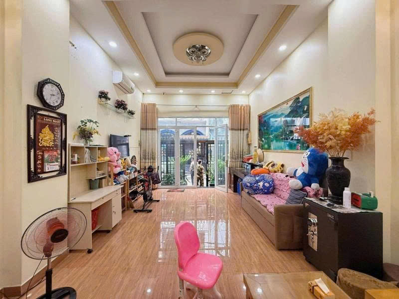 Bán nhà Hẻm 6m Nguyễn Xí - ngay VinCom Nguyễn Xí, 4,3x17m, 4 Tầng - 4PN, chỉ 12,9 Tỷ. 16012132