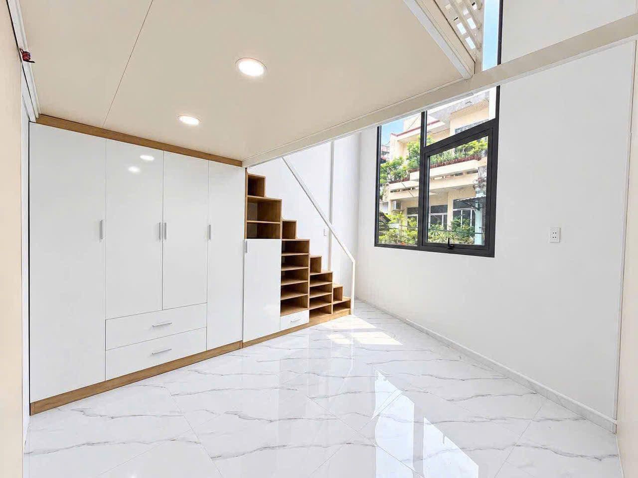Bán nhà Mặt tiền đường số 1 - ngay Chung cư Bàu Cát, 9x5m, 2 tầng - 2 PN, hạ còn 5,4 Tỷ. 16012141