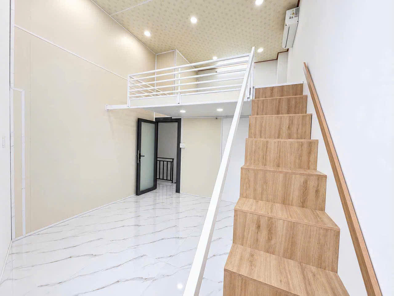 Bán nhà Mặt tiền đường số 1 - ngay Chung cư Bàu Cát, 9x5m, 2 tầng - 2 PN, hạ còn 5,4 Tỷ. 16012141