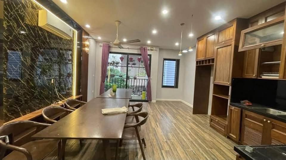 NHÀ LÔ GÓC PHÁO ĐÀI LÁNG – 60M² – MT 5,3M – 5 TẦNG – Ô TÔ ĐỖ CÁCH 10M – Ô CHỜ THANG MÁY – SỔ VUÔNG 16012176