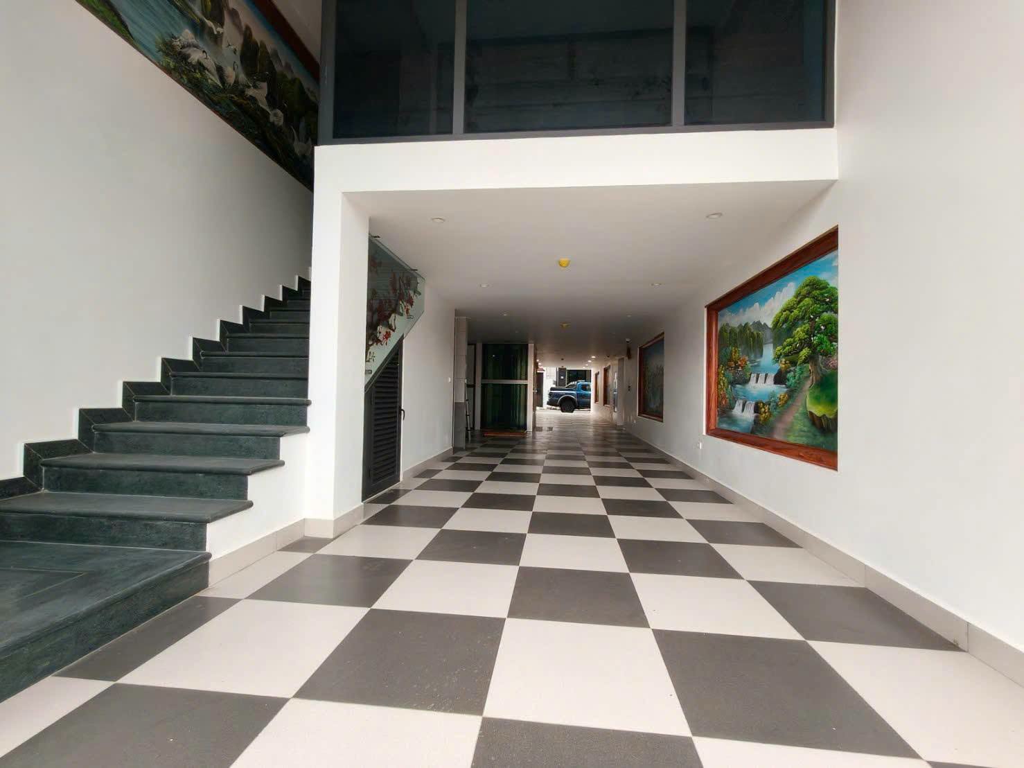 MỜI THUÊ TOÀ NHÀ Văn phòng, CHDV, 360m2, mt12m, 7T, TM, 50tr, Nam Hồng, Đông Anh. 16012186