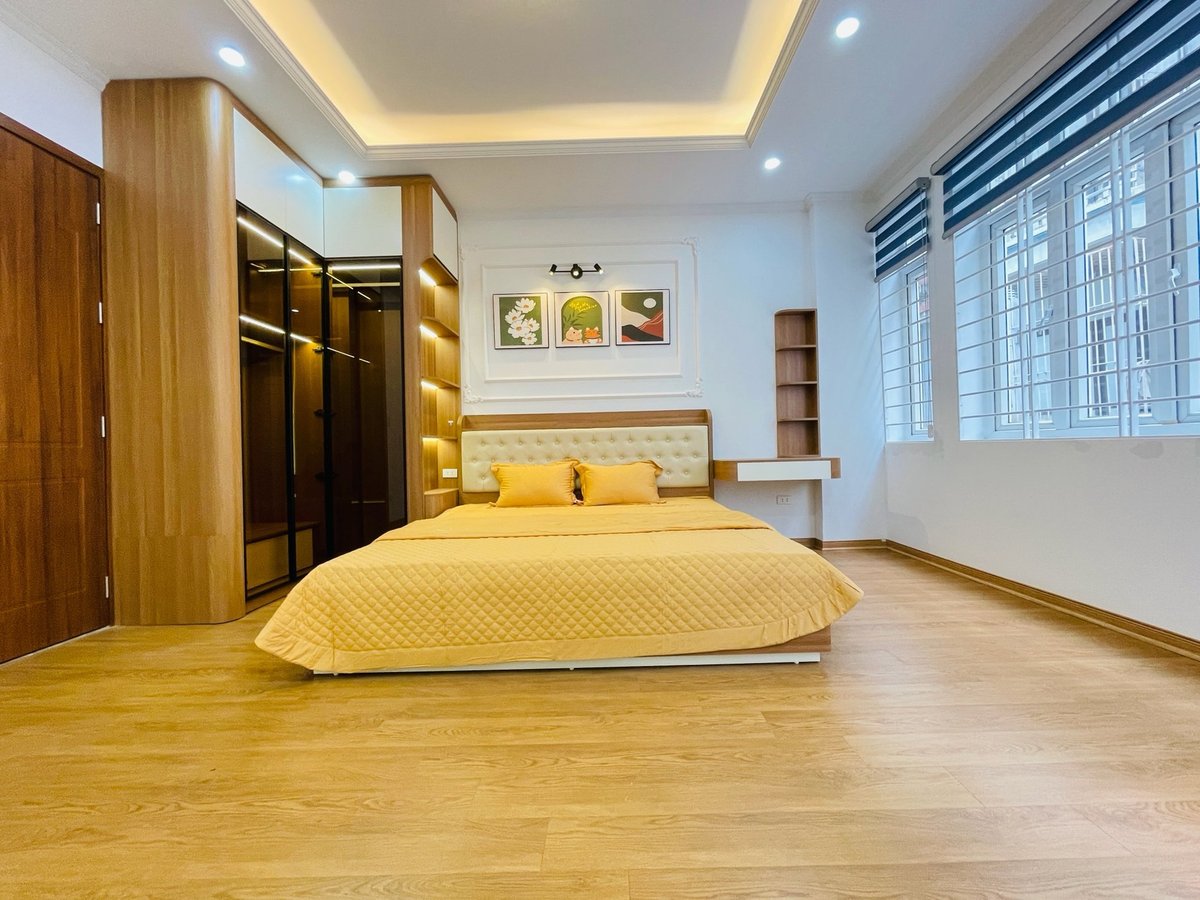 Bán Nhà Bùi Xương Trạch. Thanh Xuân. Lô Góc. Ô Tô. DT 40m2. MT 4.8m. 5 Tầng. Giá 10,4 Tỷ 16012211