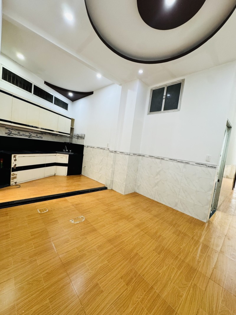 Bán nhà đường số 9, Trường Thọ, Thủ Đức, TP HCM. DT 80m2 , giá 5,09 tỷ, sổ hồng riêng. 16012218