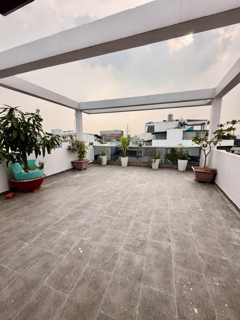 Bán nhà Hẻm 6m Hồng Bàng - gần Minh Phụng, 5,5x9m, 5 T - 4 PN, tặng full nội thất, 11 Tỷ. 16012233