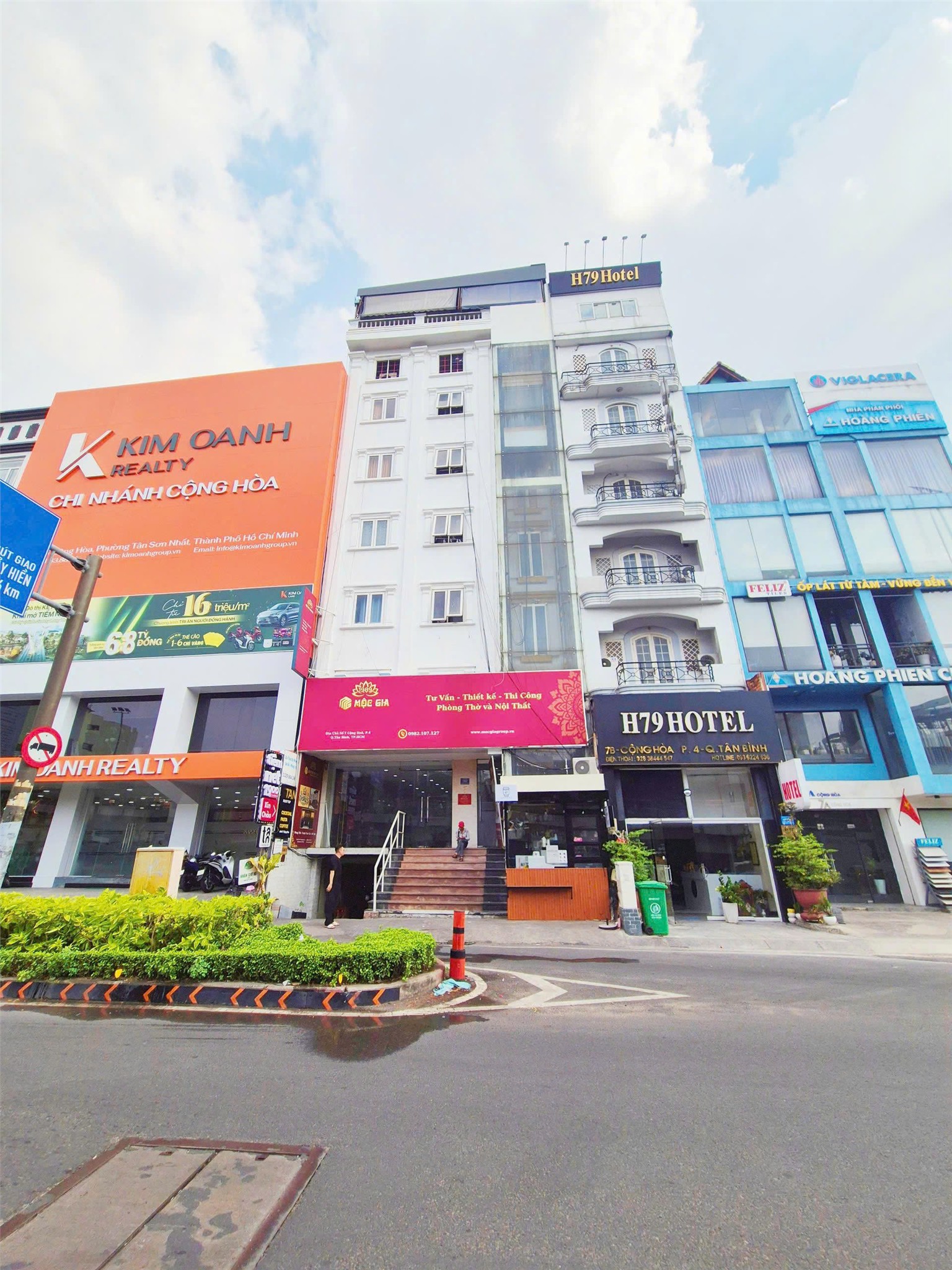 TÒA NHÀ MẶT TIỀN CỘNG HÒA TÂN BÌNH  HẦM 8 TẦNG - DÒNG TIỀN 500TR/THÁNG 16012239