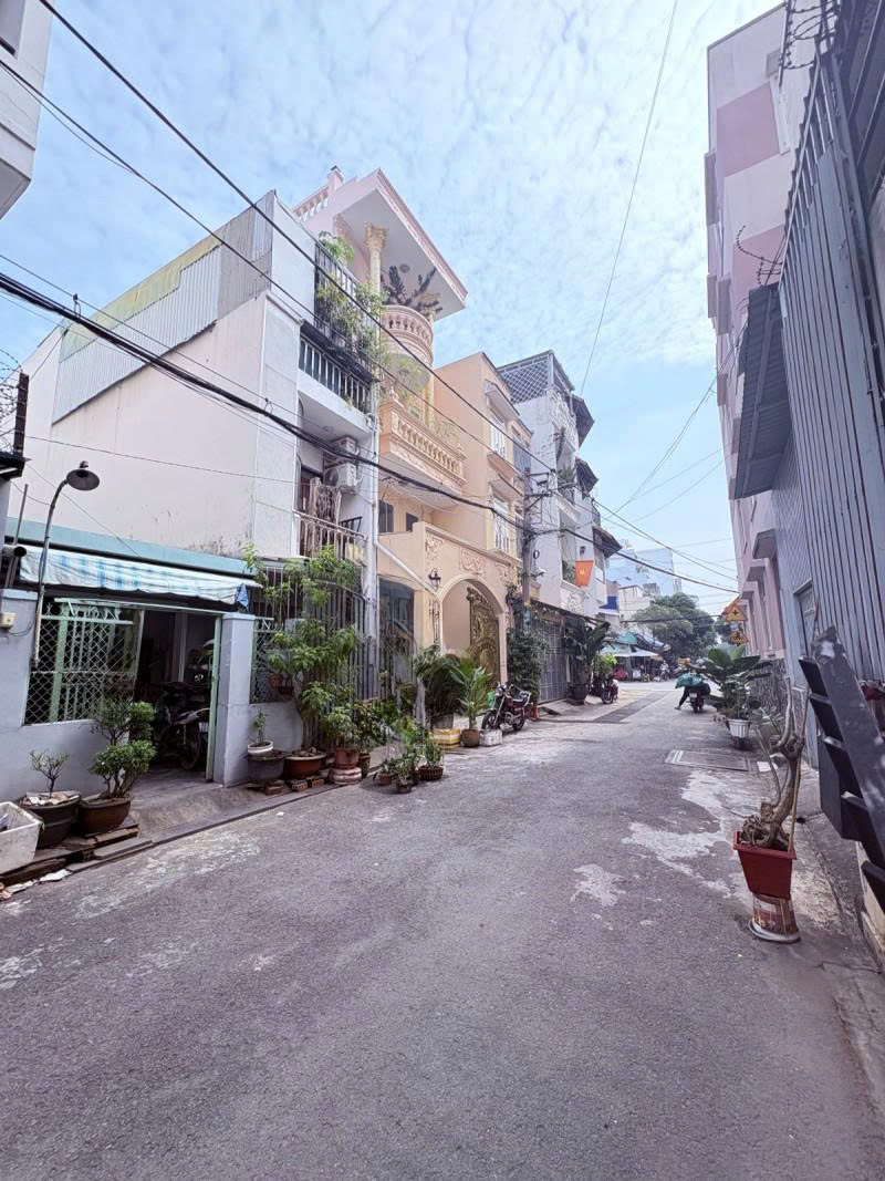 Bán nhà HXH 8m Diệp Minh Châu - thông Tân Sơn Nhì, 4x17m, 5  tầng  - 4 PN, 12,3 Tỷ. 16012240