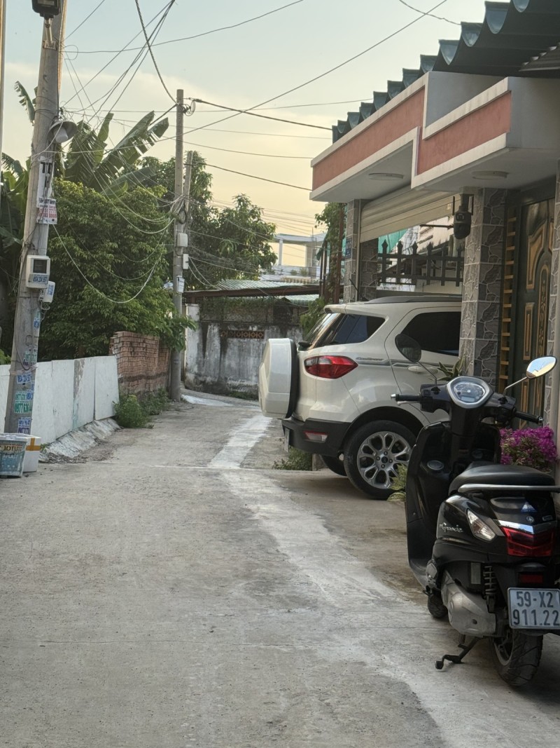 Bán nhà đường số 9, Trường Thọ, Thủ Đức, TP HCM. DT 80m2 , giá 5,09 tỷ, sổ hồng riêng. 16012316