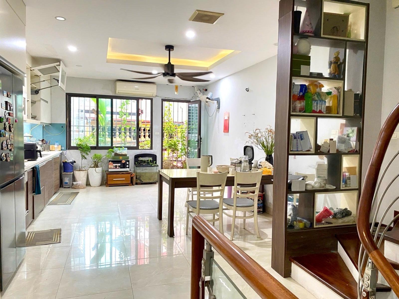 🏠 BÁN NHÀ NGỌC THỤY - GẦN MIPEC - CẦU CHƯƠNG DƯƠNG – 40M² – 5 TẦNG DÂN XÂY – GIÁ 8,9 TỶ 16012482