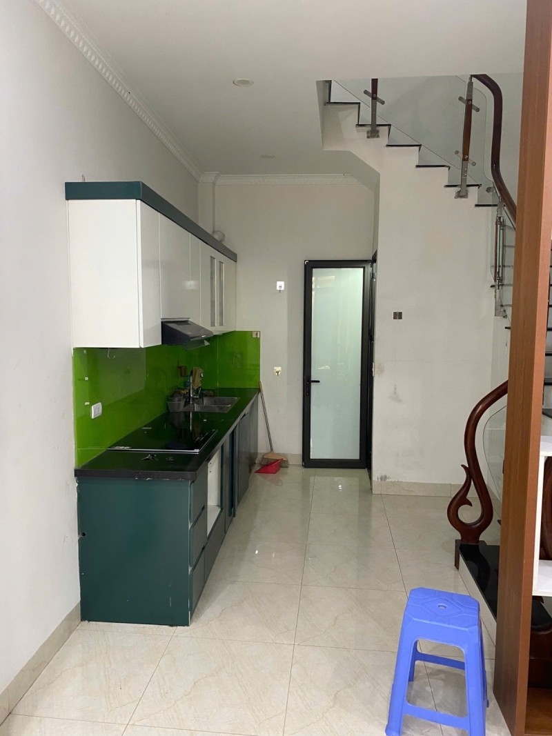 Bán nhà Phố Trạm,Long Biên 6 tầng,45m oto vào nhà nhỉnh 10 tỷ  16012483