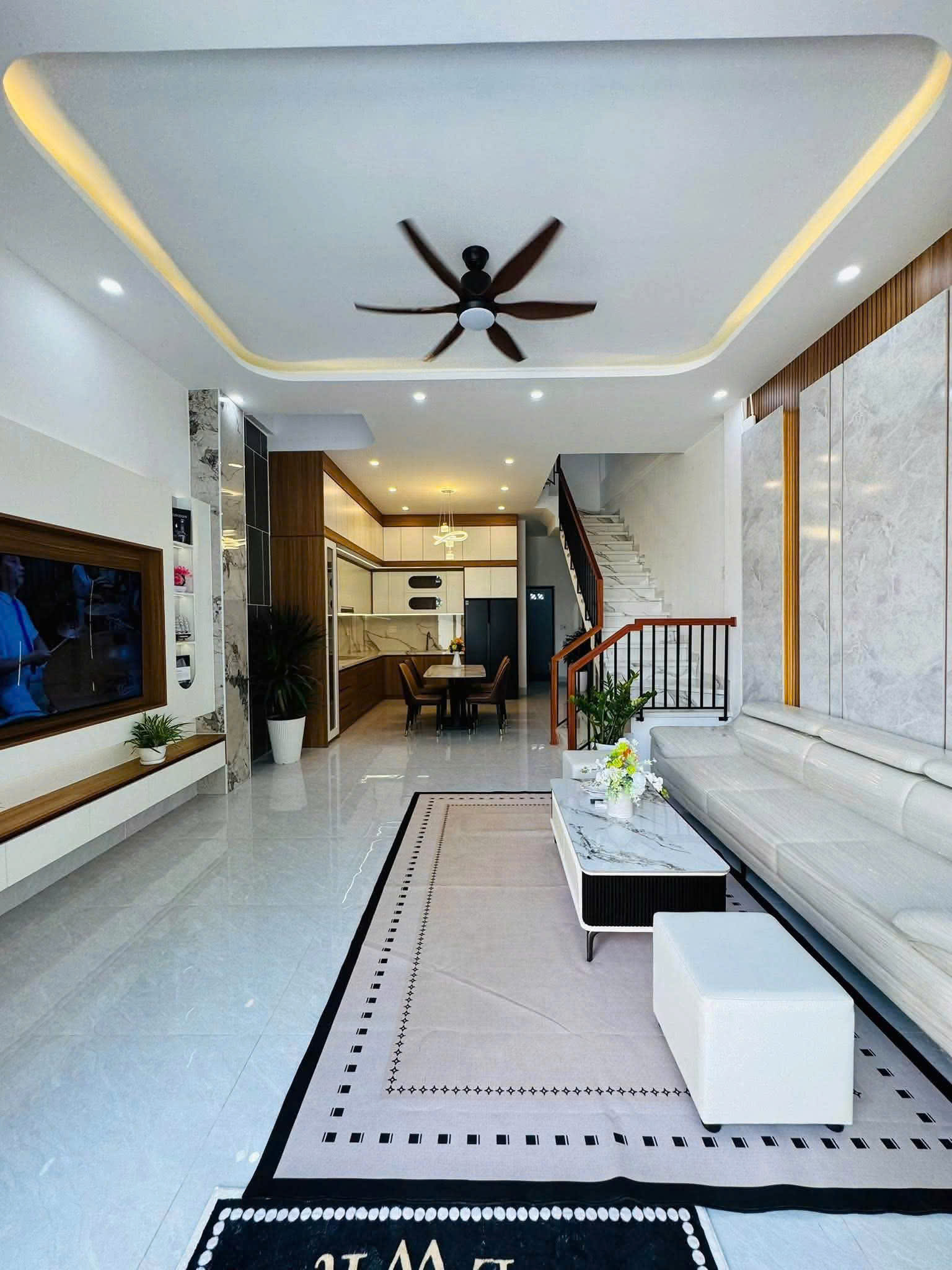 SIÊU PHẨM 3 TẦNG NHÀ PHỐ HIỆN ĐẠI – KIỆT Ô TÔ 6M K500 đường TÔN ĐẢN 16012502