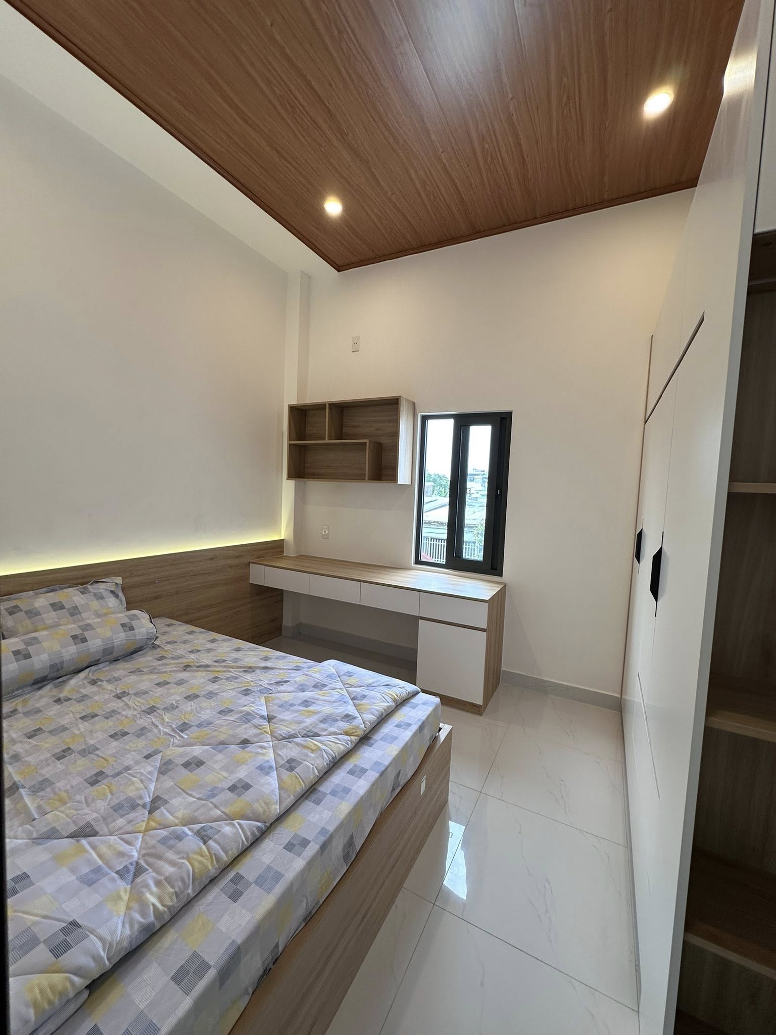 🔴NHÀ ĐẸP 2 TẦNG NGUYỄN CÔNG HOAN 125M2 NGANG 6.4M 16012503