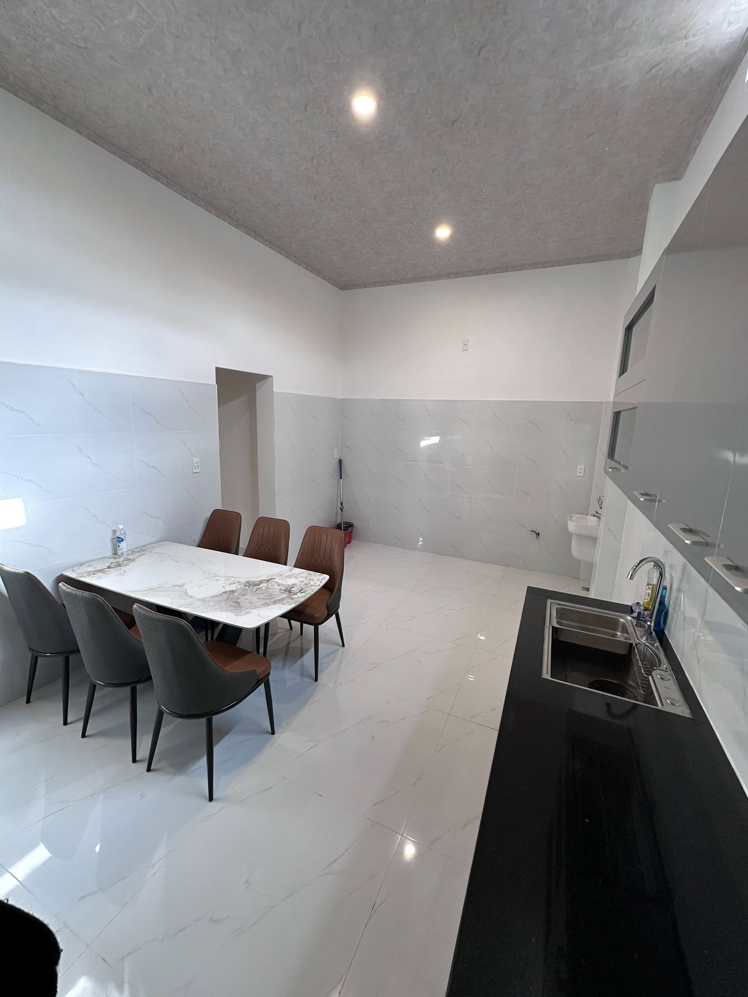 🔴NHÀ ĐẸP 2 TẦNG NGUYỄN CÔNG HOAN 125M2 NGANG 6.4M 16012503