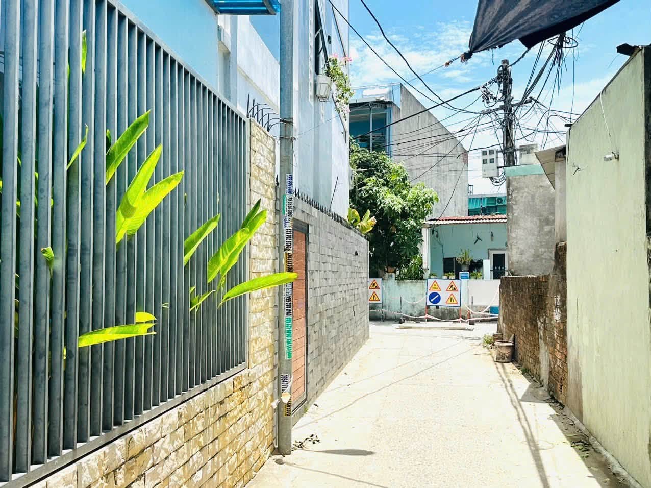 CHUYỂN NHƯỢNG NHÀ 2 TẦNG K167 NGUYỄN XÍ - THÔNG TÔ HIỆU 16012511