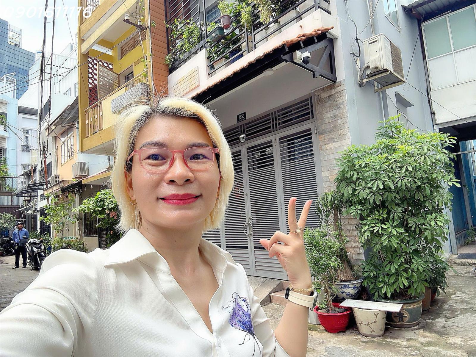 BÁN NHÀ CĂN GÓC 2 MẶT TIỀN ĐƯỜNG PHAN TÔN, QUẬN 1 - DT 4M*15M * Liên hệ GIANG GIANG: 093.86.76.685 16012561