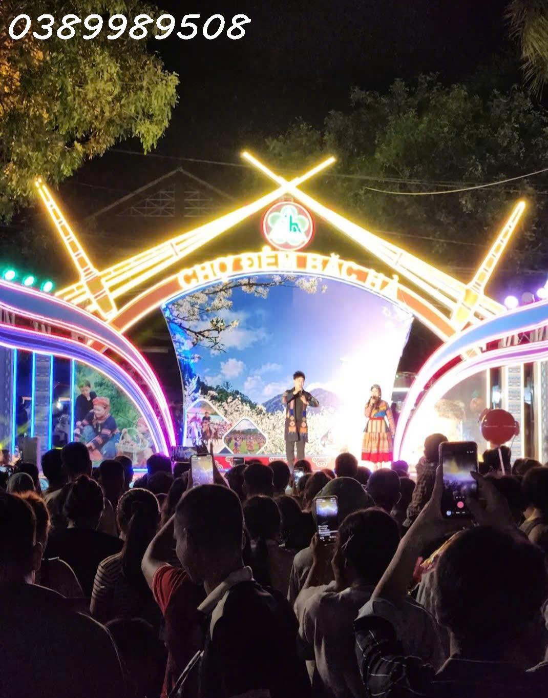 Cần bán nhà mặt phố, mặt chợ Bắc Hà - Lào Cai 16012567