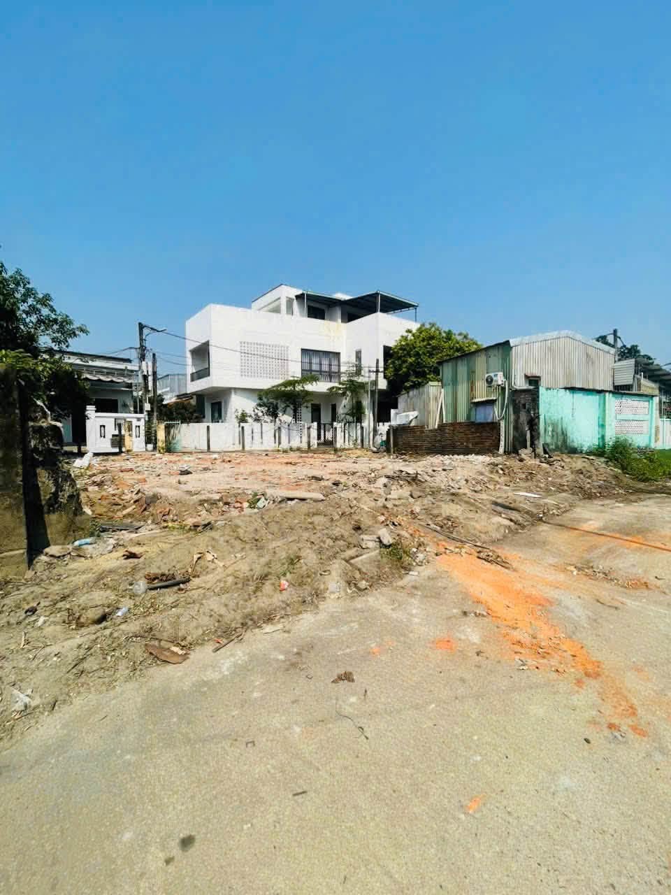 Chào bán lô đất đường 5m kẹp kiệt sau 2m ( diện tích 207m ngang hơn 15m ) 16012574