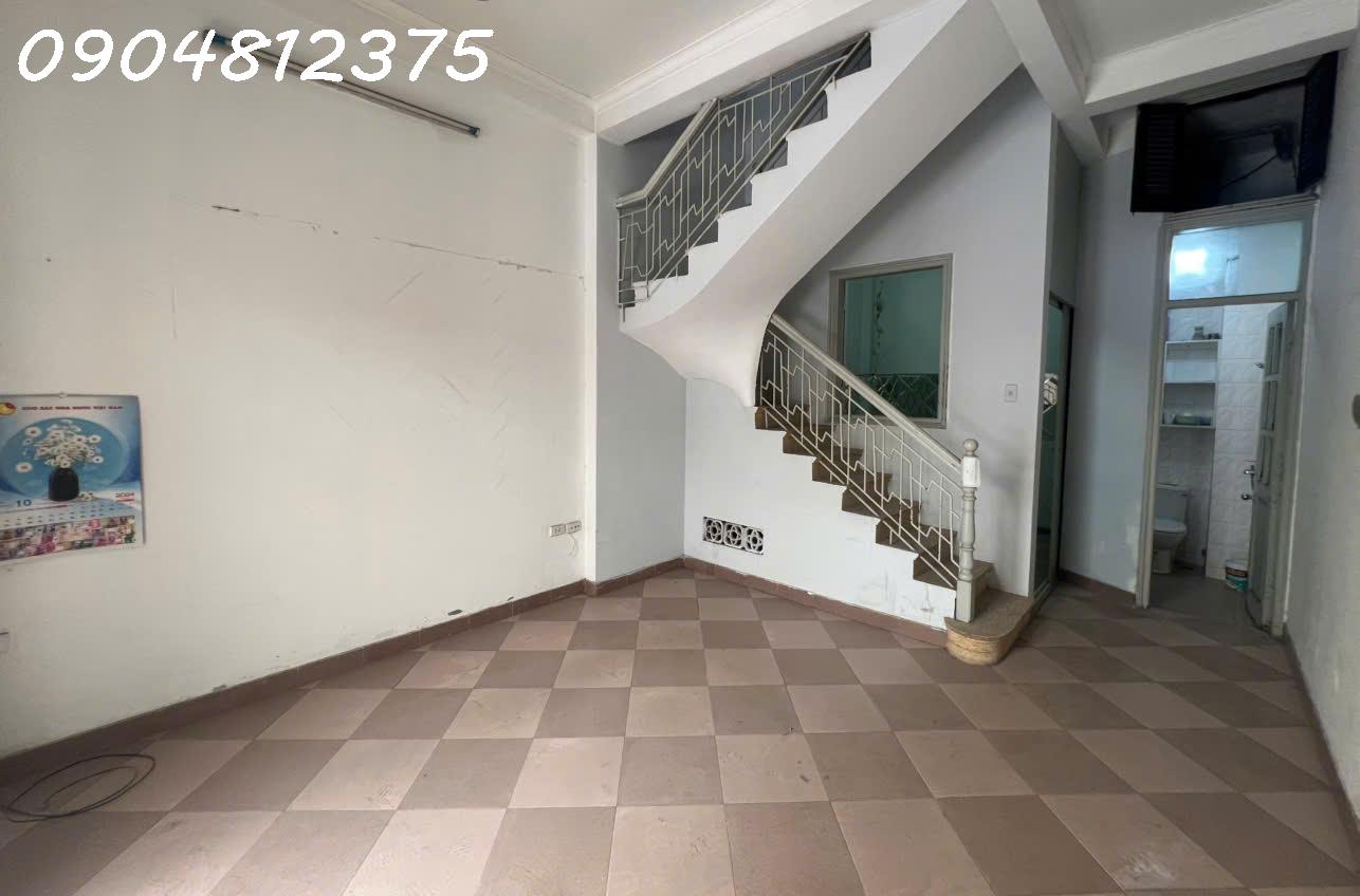 Cho thuê nhà khu dân cư sầm uất, mặt tiền đường ngõ 168 Hào Nam, Phường Ô Chợ Dừa, Hà Nội 16012580