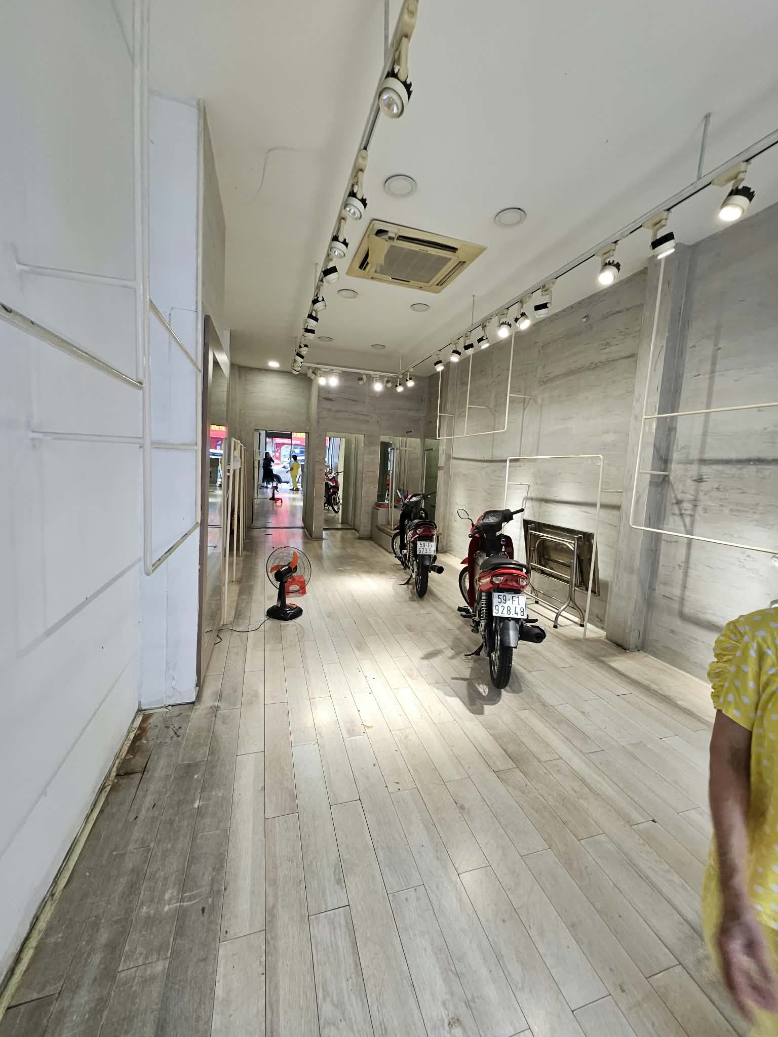 CHO THUÊ MẶT TIỀN GIÁ RẺ - VÕ VĂN TẦN 40M2 – ĐOẠN 2 CHIỀU – GIÁ 25TR/TH. 16012585