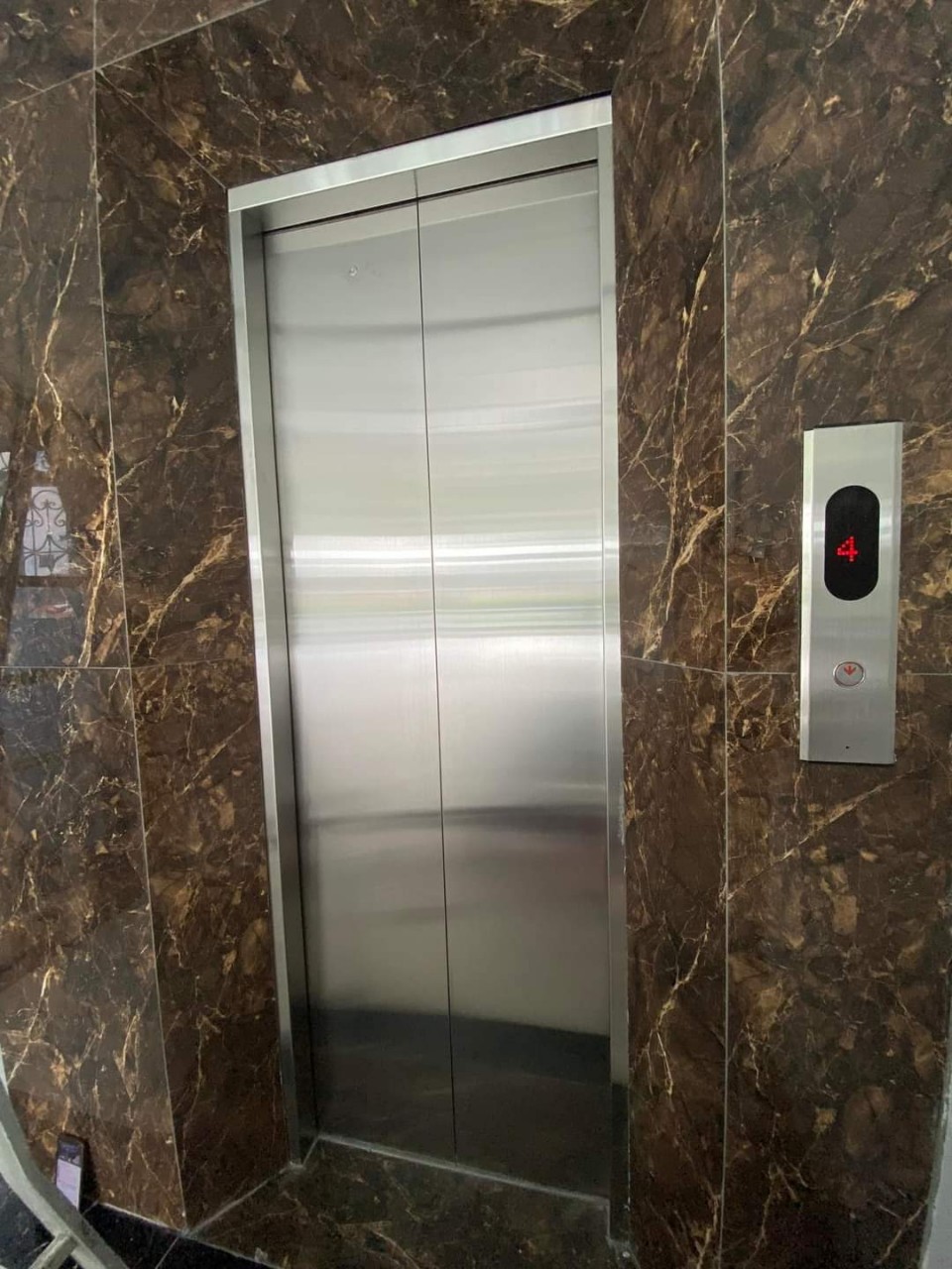 Cho thuê nhà, 155m2- 8T, Nguyễn Trường Tộ, Hàng Than, Trấn Vũ -63 tr 16012600