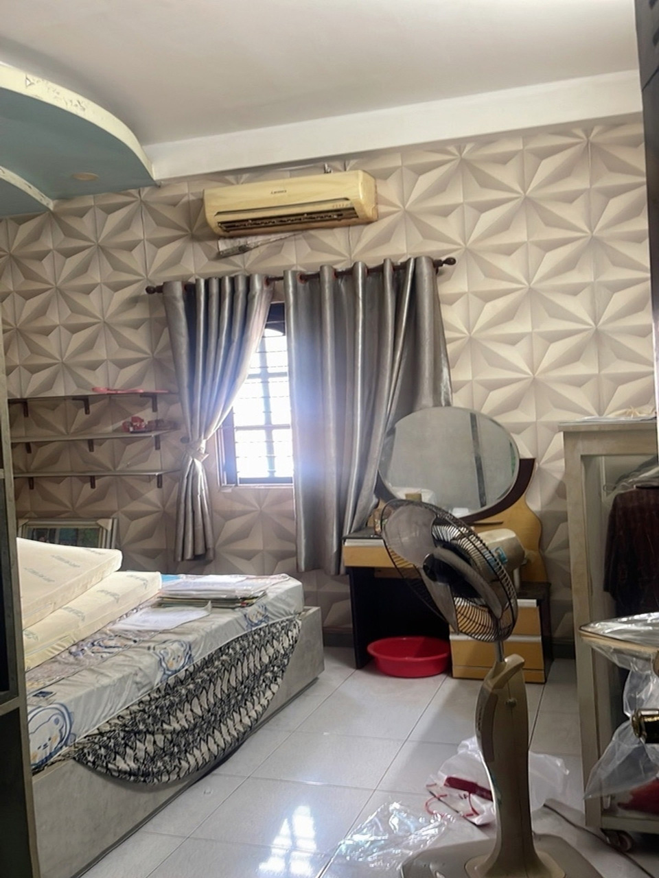 [L3019] Nhà 4 tầng cạnh Sân Golf Tân Sơn Nhất - Hẻm xe hơi Nguyễn Tư Giản - Giá 7.x tỷ 16012622