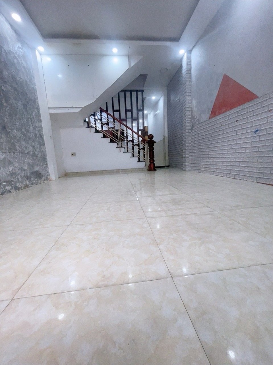 [O3020] Nhà đẹp ở ngay gần Chợ Thạch Đà - Hẻm xe hơi Phạm Văn Chiêu - Giá 6.x tỷ 16012640