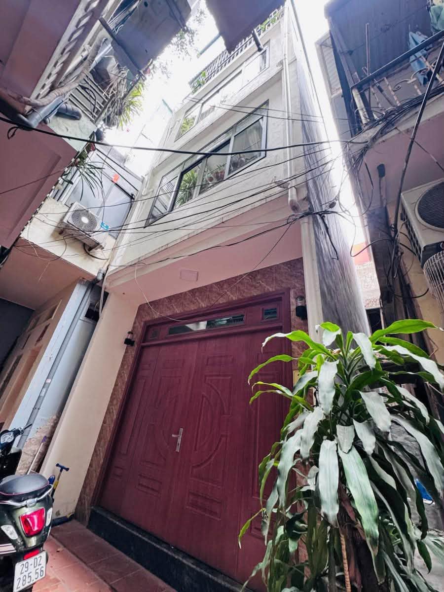 NHÀ ĐẸP HÀO NAM – 30,8M² – MT 4,2M – 4 TẦNG + TUM – GẦN PHỐ – GẦN METRO CÁT LINH – SÂN ĐỂ XE 16012656