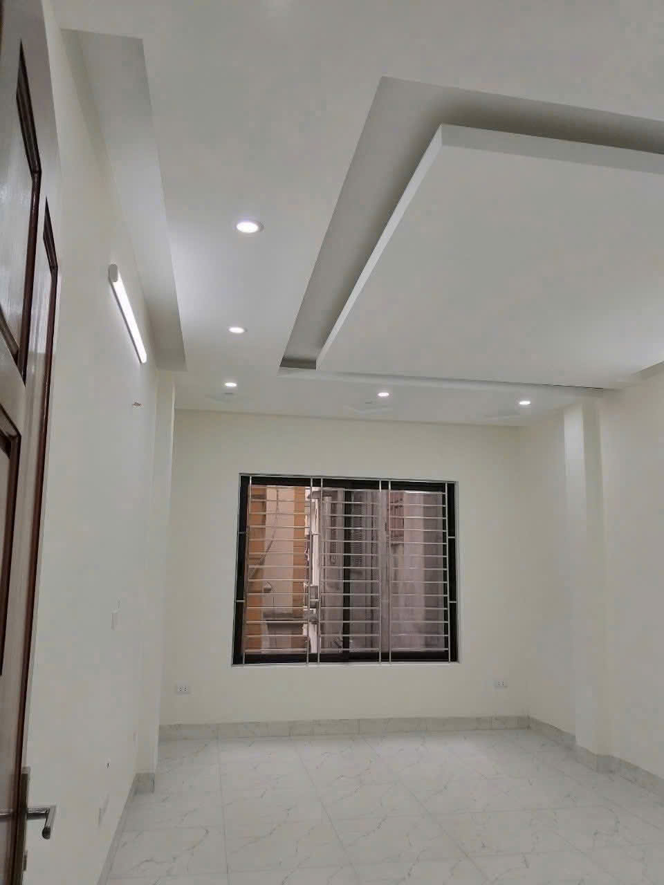 CHO THUÊ NHÀ NGÕ 5xx KIM MÃ – BA ĐÌNH  52M² × 5 TẦNG  8 PHÒNG  25 TRIỆU/THÁNG 16012675