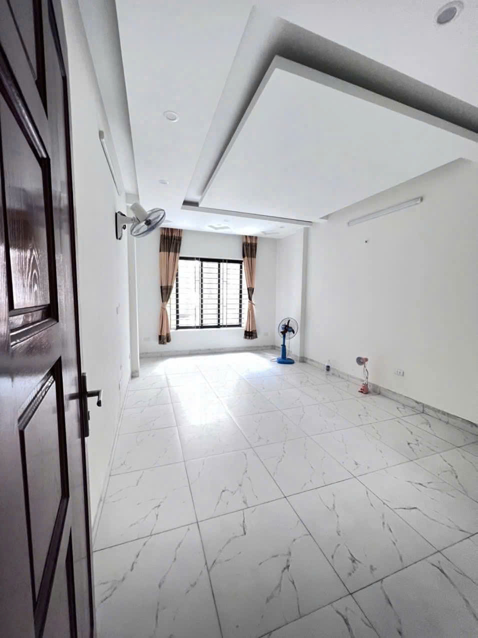 CHO THUÊ NHÀ NGÕ 5xx KIM MÃ – BA ĐÌNH  52M² × 5 TẦNG  8 PHÒNG  25 TRIỆU/THÁNG 16012675