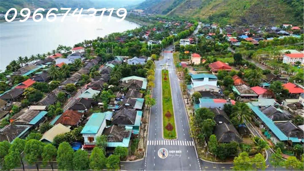 Cắt lỗ bán gấp căn nhà đẹp 3 tầng tại Thị Xã Mường Lay, DT 95 m2, giá chỉ 1,3 tỷ 16012684