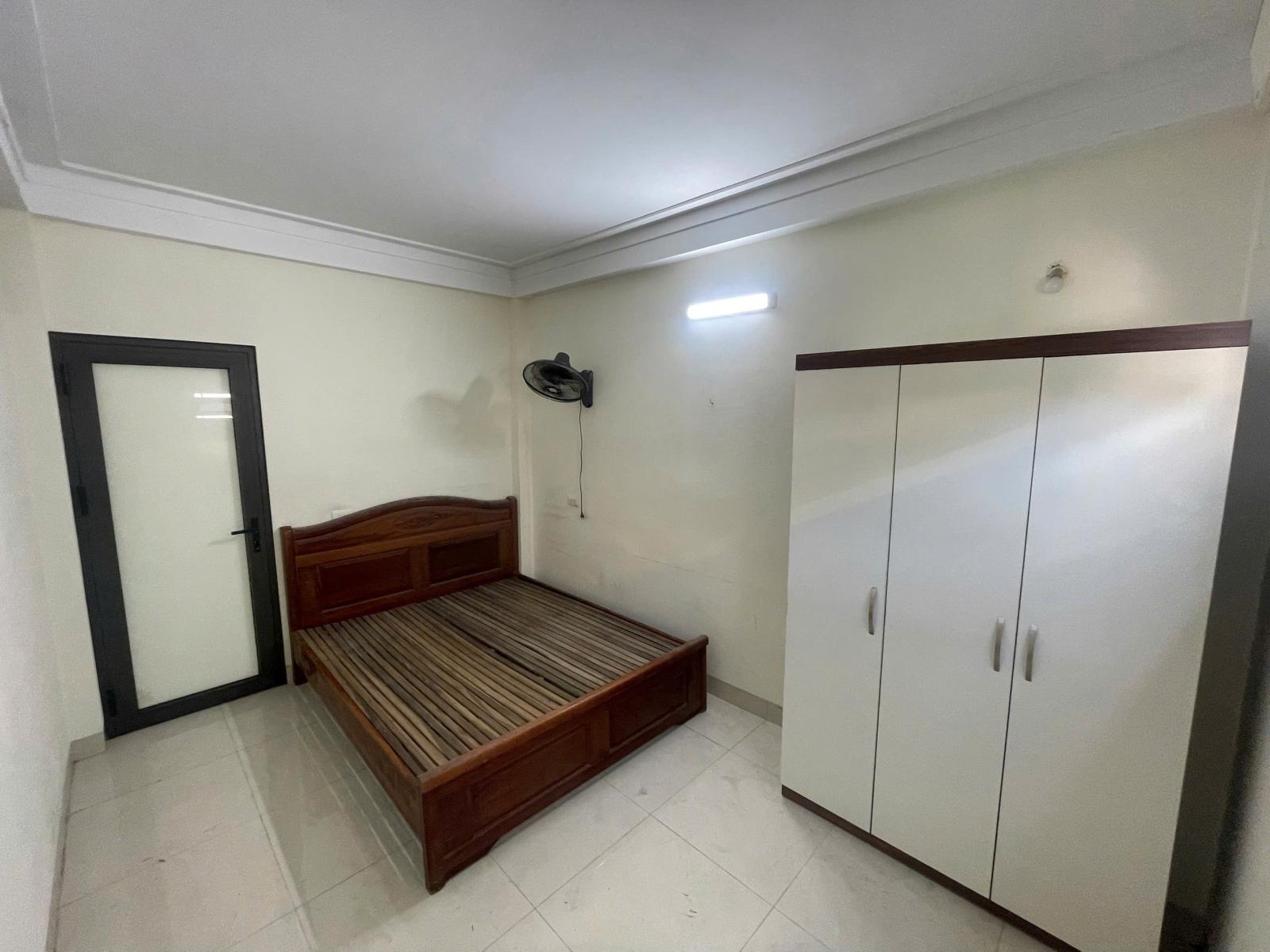Bán nhà đẹp Ngô Gia Tự - sát oto- 30m 5 tầng -full Nội thất hơn 5 tỷ 16012739