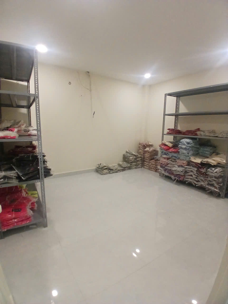CHỦ CẦN BÁN GIẢM 200TR CÒN 7.5 TỶ TL.
NHÀ TÂN PHÚ - 52M² - 4 TẦNG BTCT 16012747