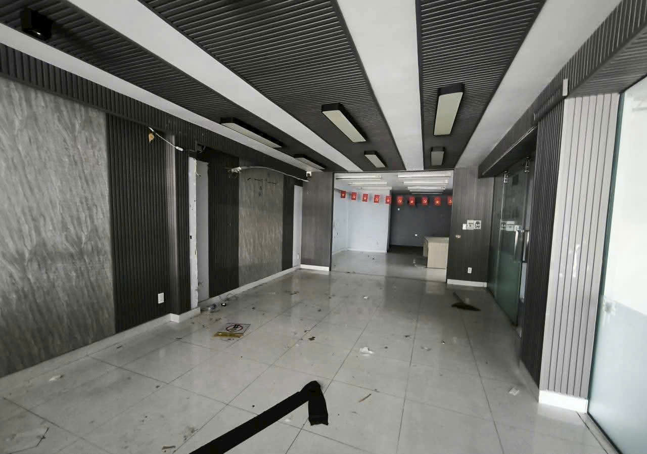 TÒA NHÀ GẦN 1000M² SỬ DỤNG – CÓ THANG MÁY 16012754