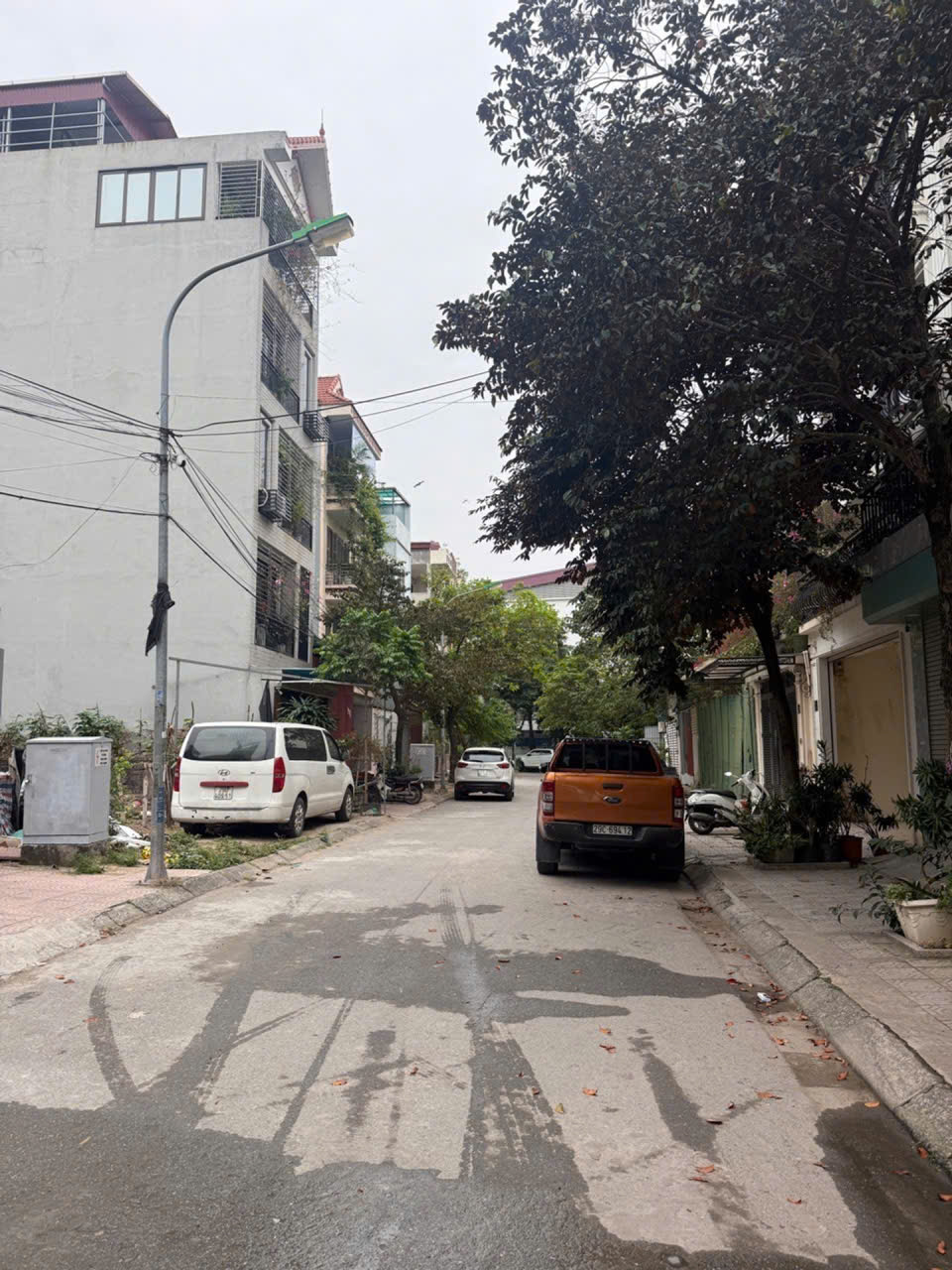 🔥🔥 THẠCH BÀN – PHÂN LÔ VỈA HÈ – Ô TÔ TRÁNH – 75M² × 6 TẦNG – GARA 2 Ô TÔ – THANG MÁY 🔥🔥
💥 GIÁ 16012782