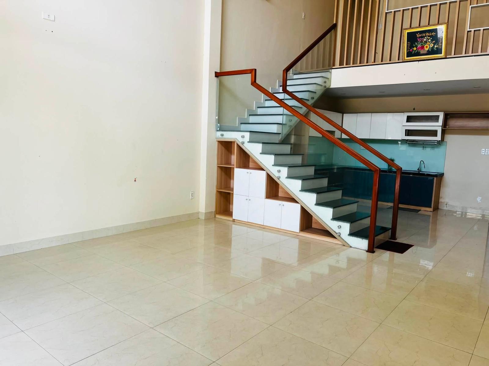 NHÀ GÁC LỬNG PHÚ LỘC 8 – SÁT TRƯỜNG FPT - GẦN BIỂN 16012817