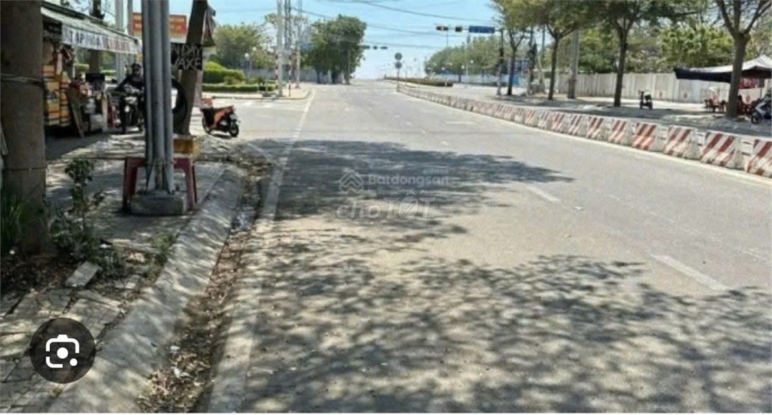 ĐẤT CHÍNH CHỦ - GIÁ TỐT Mặt Tiền Đường Nguyễn Thị Minh Khai, TP Phan Rang-Tháp Chàm, Ninh Thuận 16012863