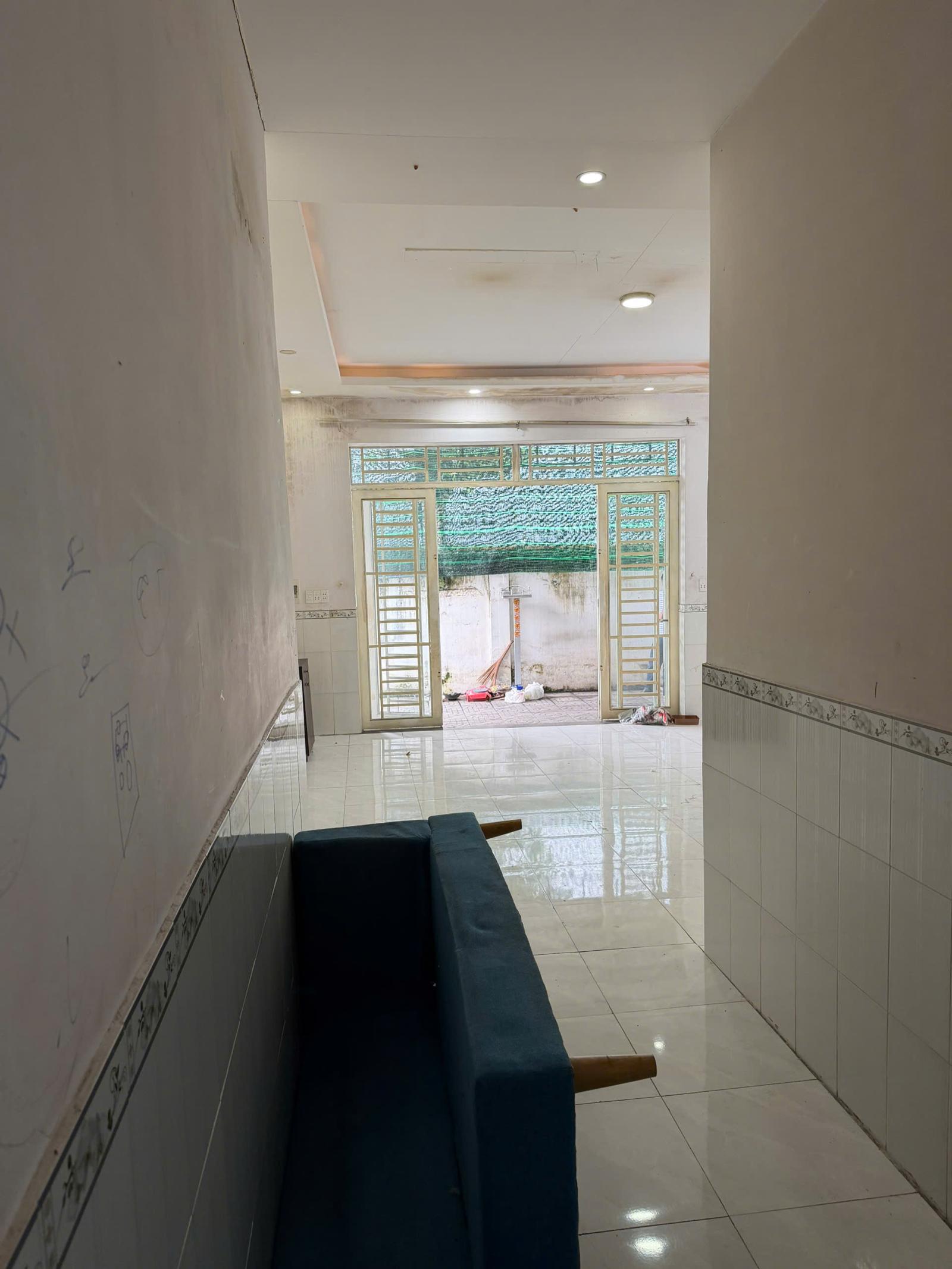Bán nhà 99m2 P.Biên Hòa,SHR thổ cư 100%,gần cafe Lộc Vừng,giá rẻ 16012885