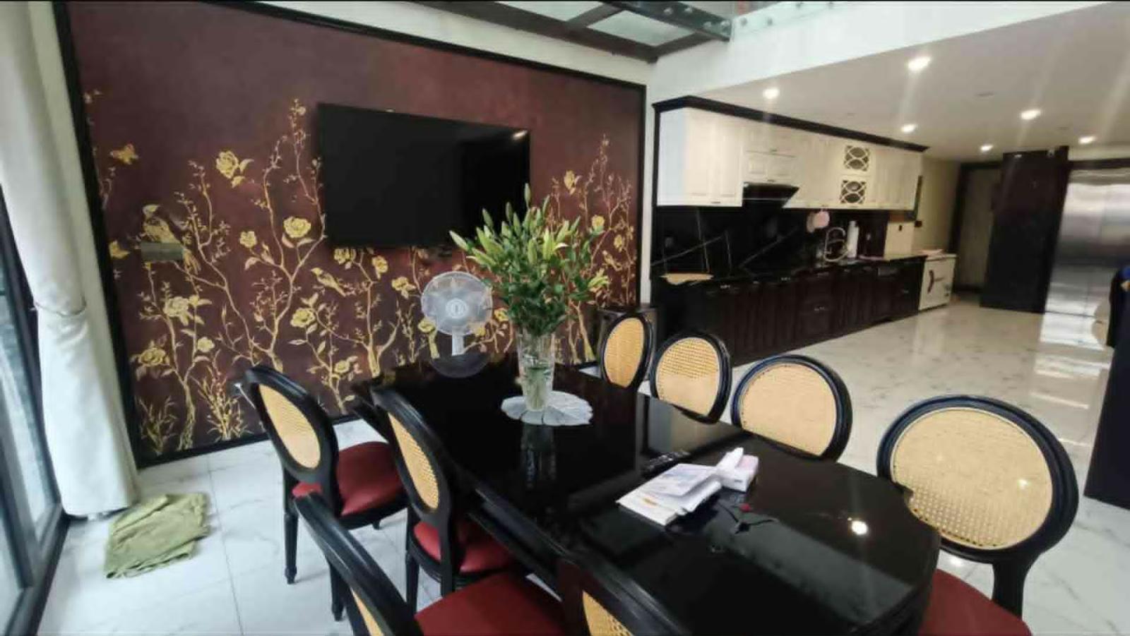 Bán nhà 8 tầng phố Xuân La , diện tích 75m2, giá 33 tỷ 16012974