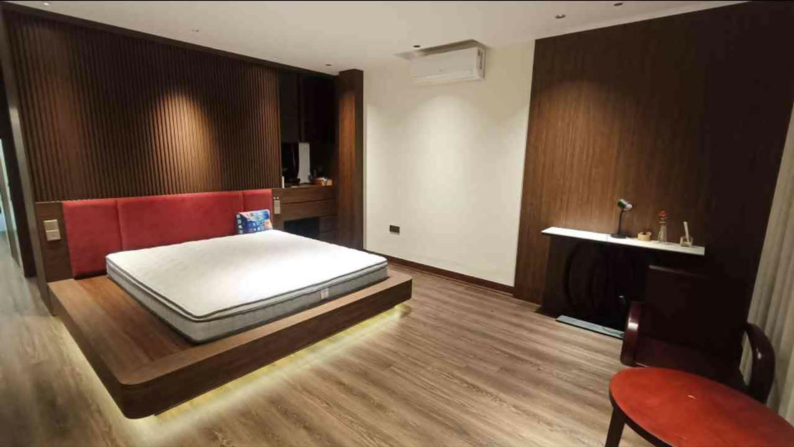 Bán nhà 8 tầng phố Xuân La , diện tích 75m2, giá 33 tỷ 16012974