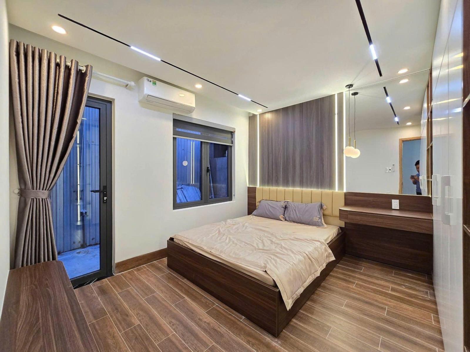 BÁN NHÀ 3 TẦNG 3 MÊ ĐƯỜNG HÒA MINH 10 - GẦN BÃI TẮM BIỂN 16012982