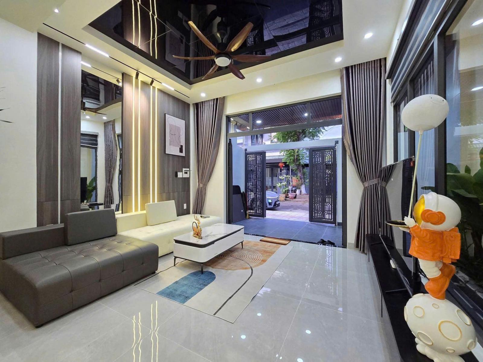 BÁN NHÀ 3 TẦNG 3 MÊ ĐƯỜNG HÒA MINH 10 - GẦN BÃI TẮM BIỂN 16012982