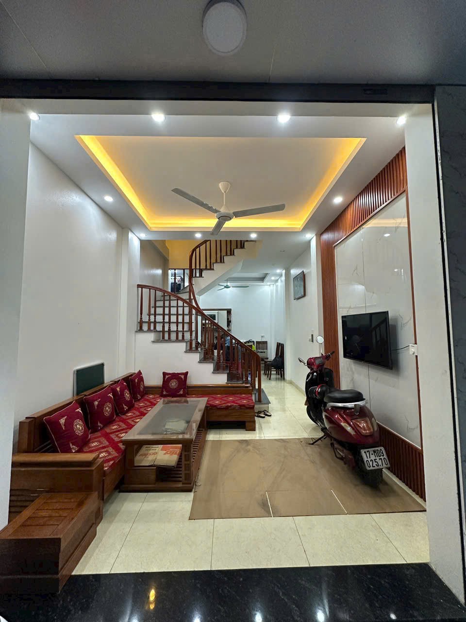 NHÀ ĐẸP- CHÍNH CHỦ BÁN NHANH NHÀ GIÁ TỐT tại phường Trần Lãm, tp Thái Bình tỉnh Thái Bình 16013009