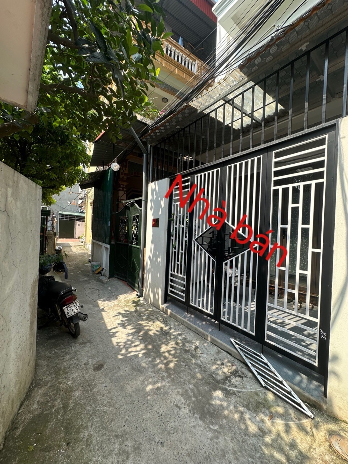 Nhà dân Ngọc Thụy 5 tầng mới xây ô tô vào cửa 16013046