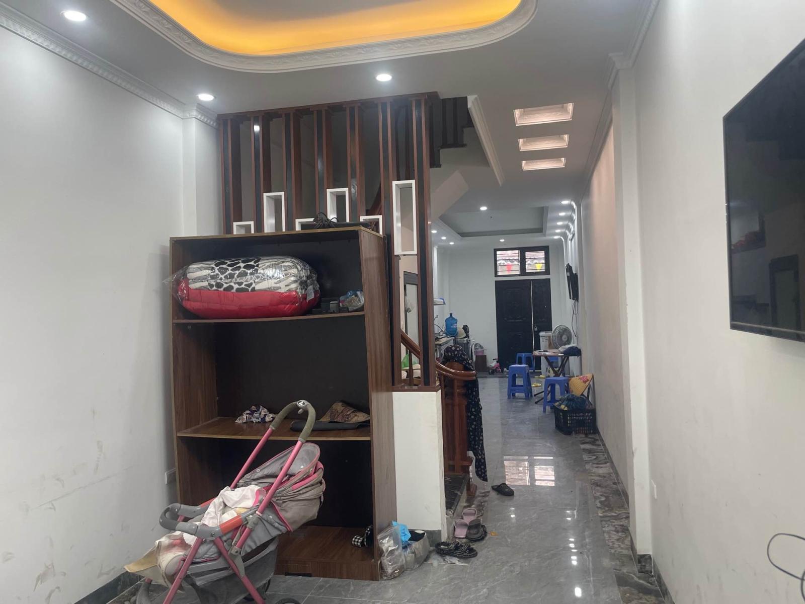 Ngõ thông Đức Giang 8 tỷ 55m ô tô qua nhà 16013048