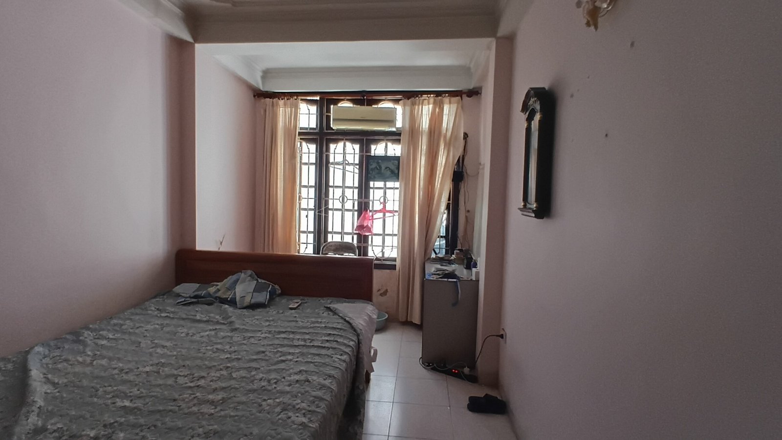 Bán Nhà Đê La Thành. Ba Đình. Ô Tô. DT 33m2. MT 3m. 5 Tầng. Giá 11 Tỷ. 16013068