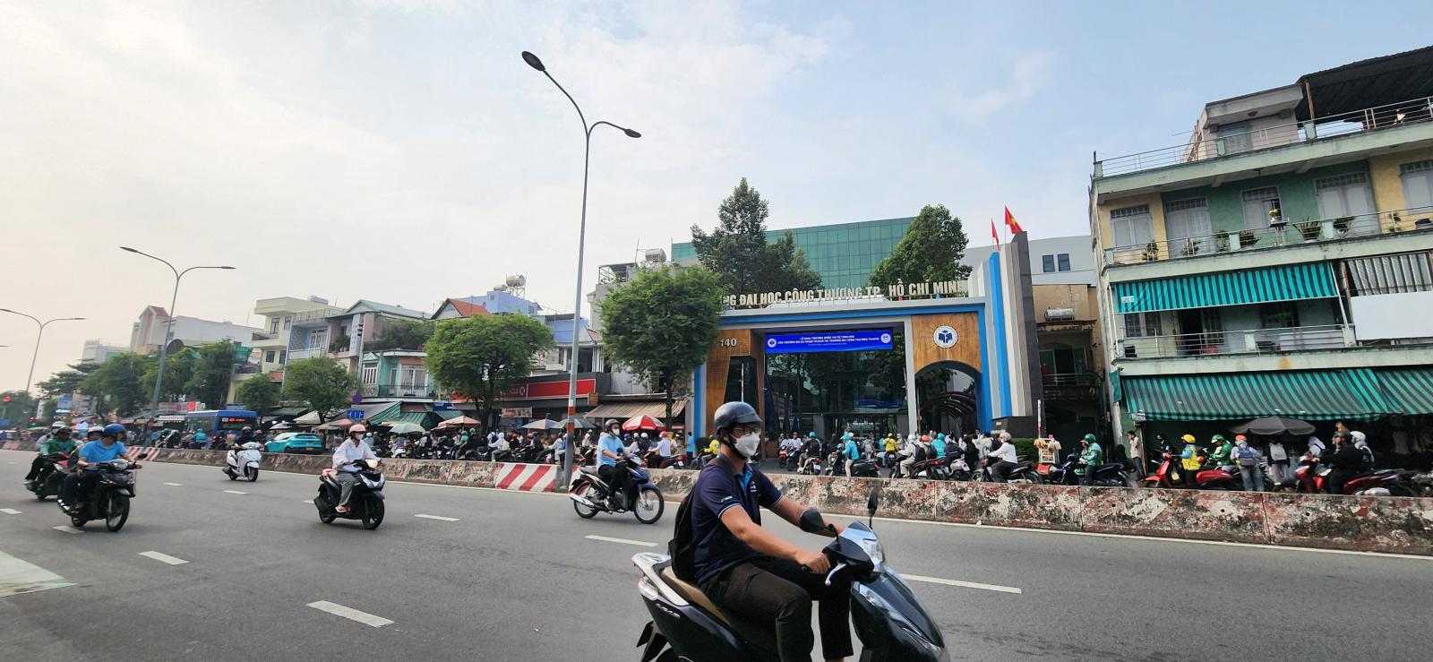 Cho thuê Tòa nhà Mặt Tiền Dương Đức Hiền 160m², 5TẦNG-GẦN AEON - ĐH CÔNG THƯƠNG 16013080