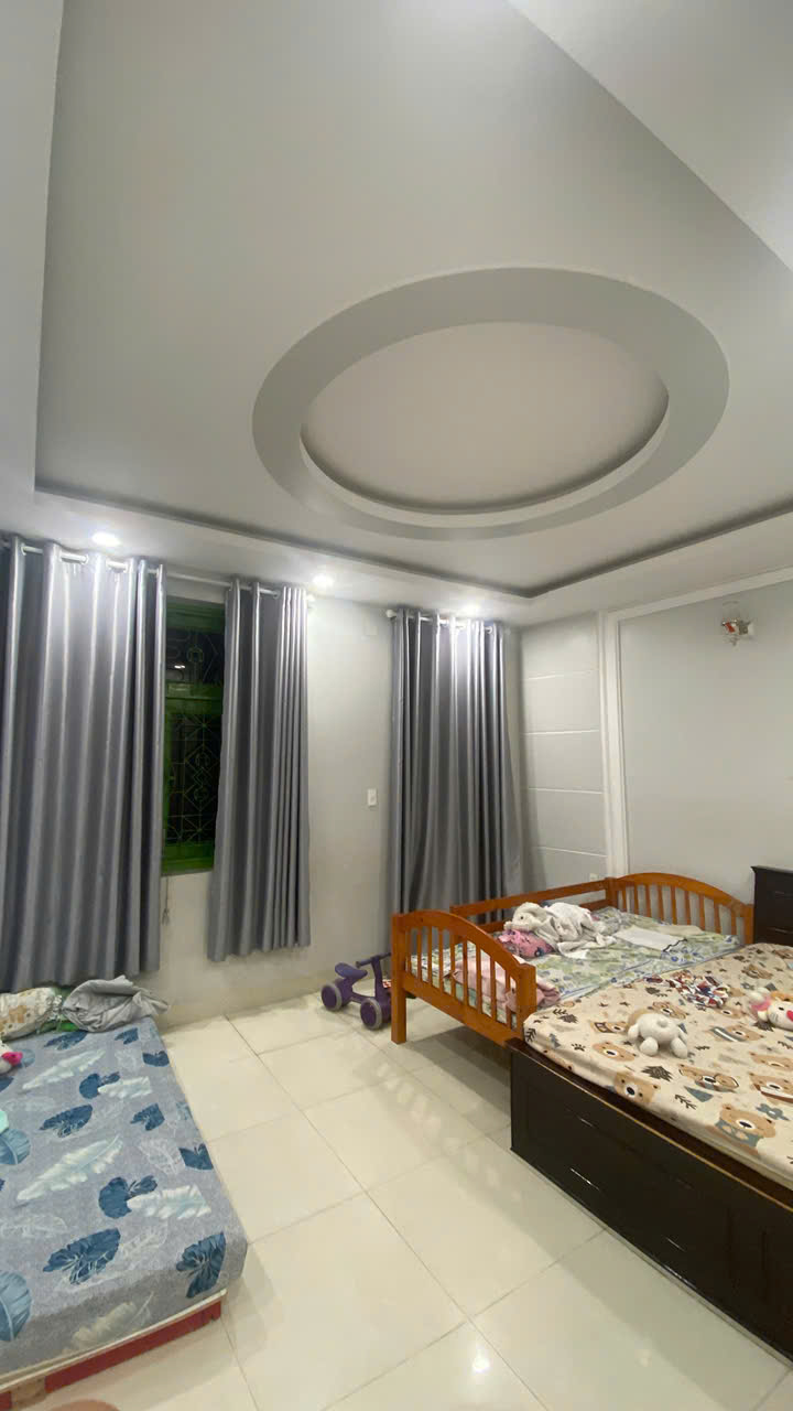 Bán nhà 4 tầng, 74m2 đường Số 6, Linh Xuân, Thủ Đức, TP HCM,  5PN, sổ hồng riêng, giá 6,1 tỷ. 16013087