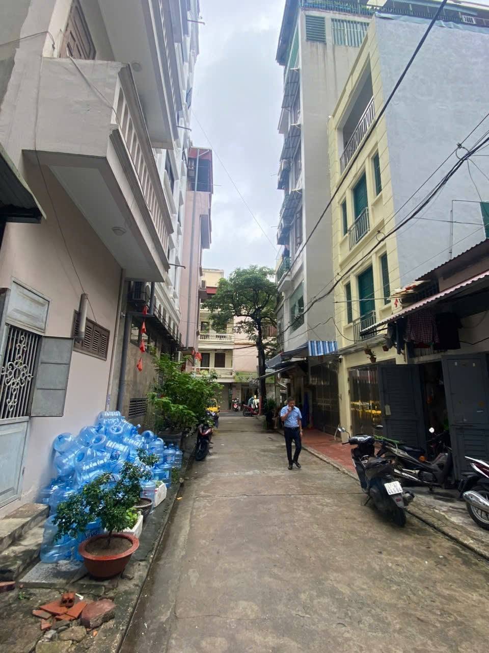 NHÀ NGÕ 22, HOÀNG QUỐC VIỆT, CẦU GIẤY-VỈA HÈ-KD-Ô TÔ: 70M X4T, MT 4,3M, GIÁ 22,9 TỶ. 16013142
