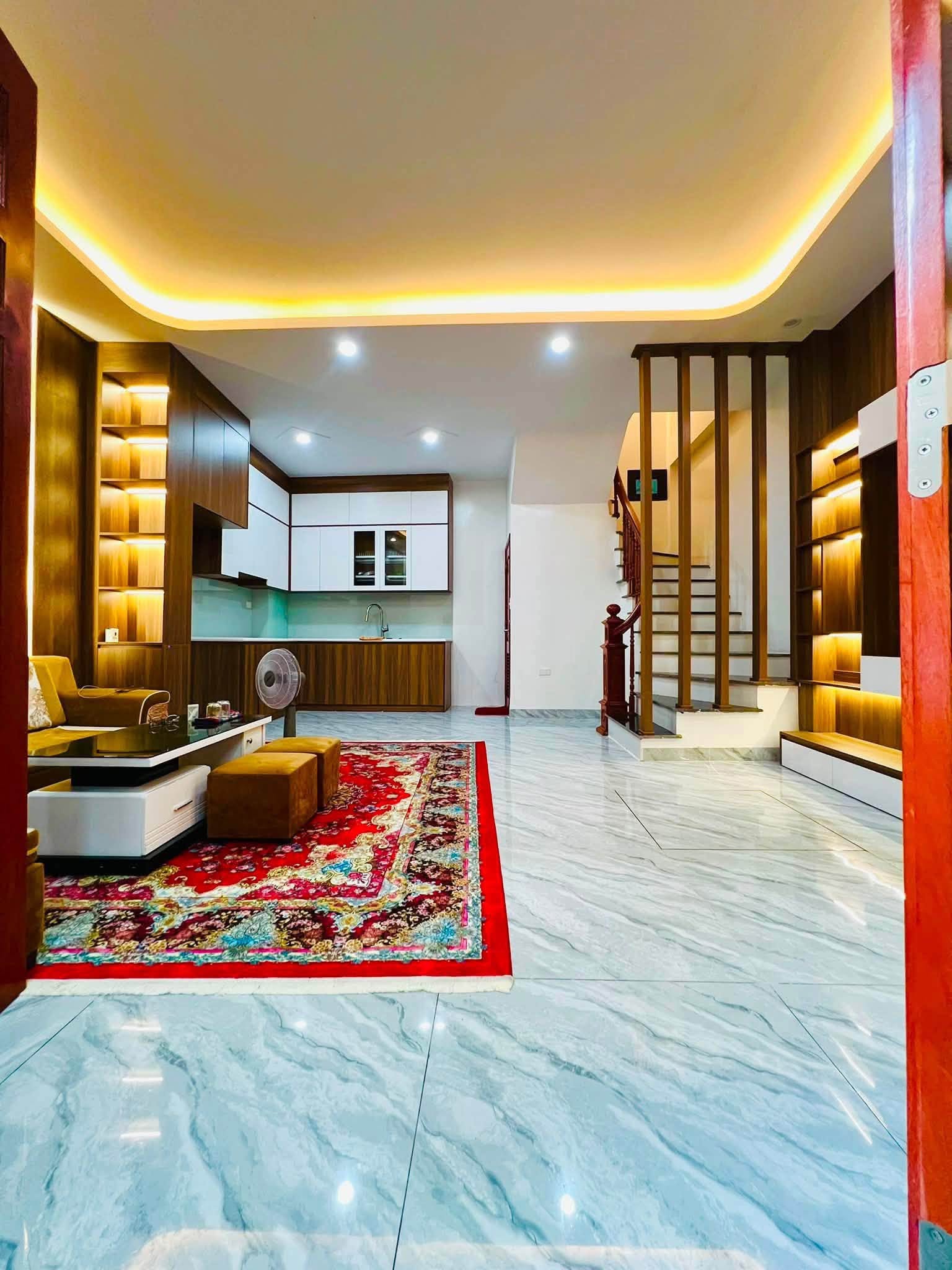 Bán nhà Vân Hồ, 40m2, 5 tầng thang máy mới đẹp, mặt tiền 4.5m, 13.9 tỷ 16013162