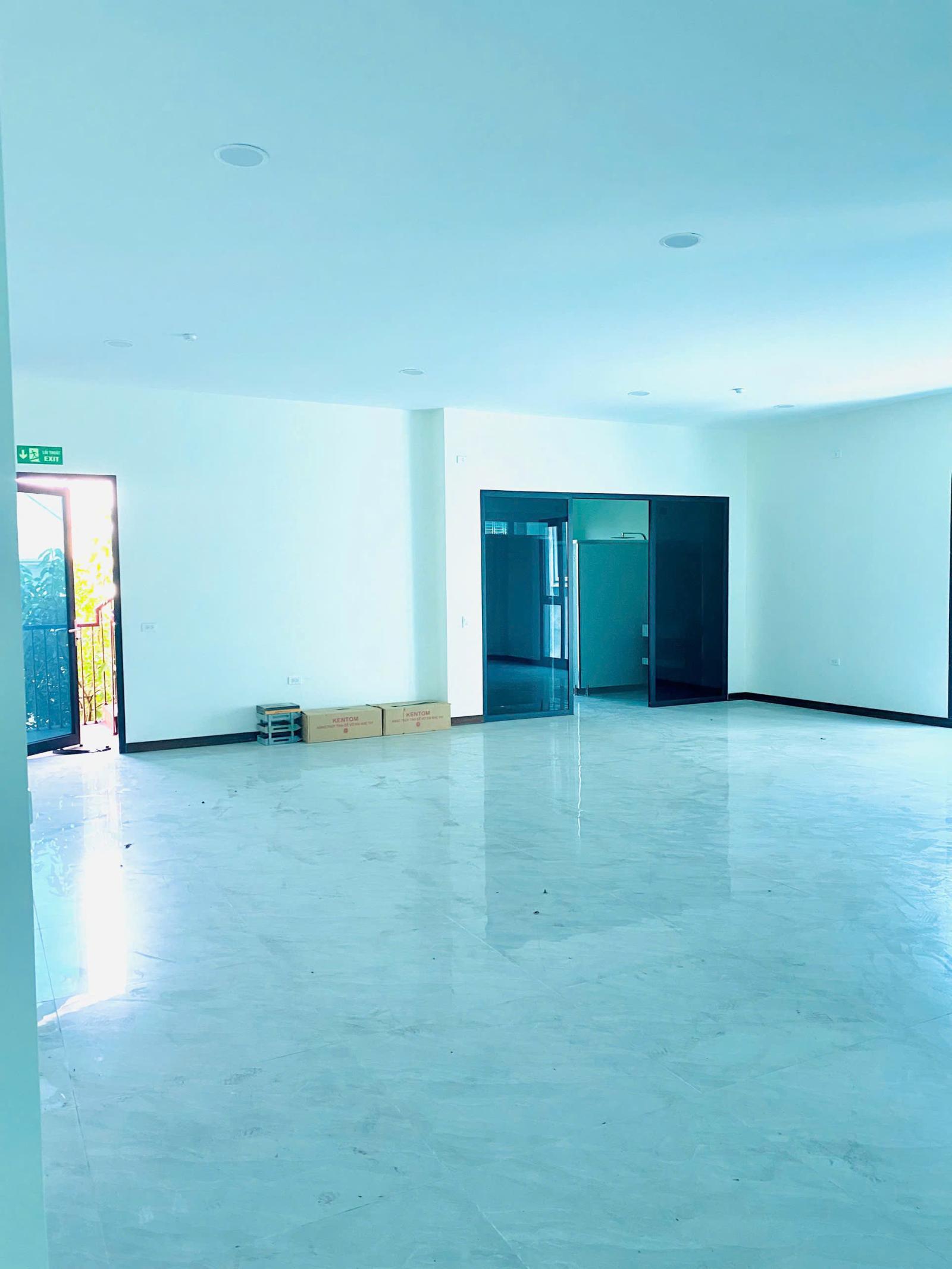CHO THUÊ MẶT BẰNG  KINH DOANH – MẶT TIỀN ĐẮC ĐỊA ĐƯỜNG NGUYỄN VĂN CỪ, TP. VINH, NGHỆ AN 16013179