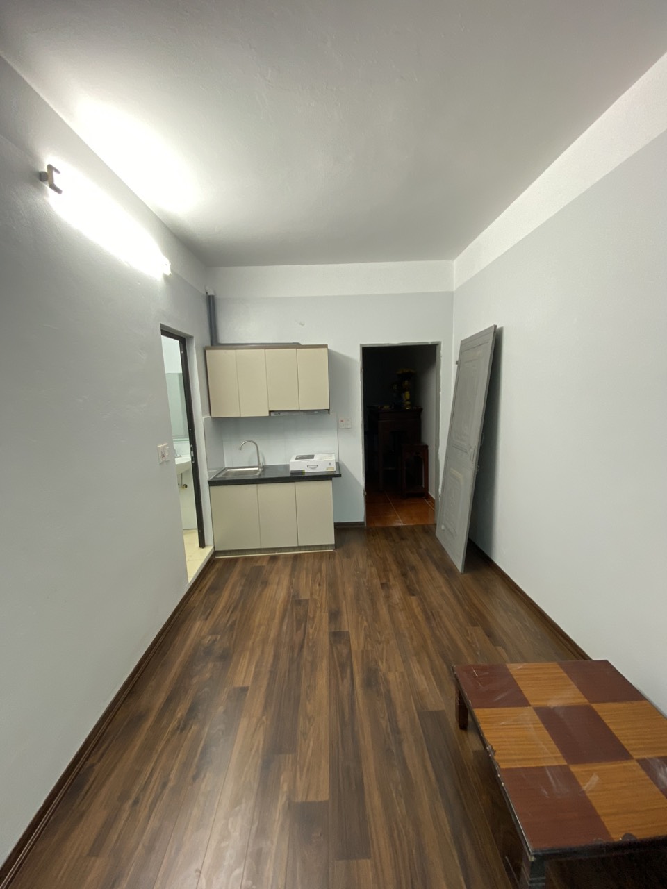 Cho thuê căn chung cư mini 1N1K cực xịn xò. Ngay ngõ 116 Phan Kế Bính, Ba Đình. Chỉ 6tr 16013184